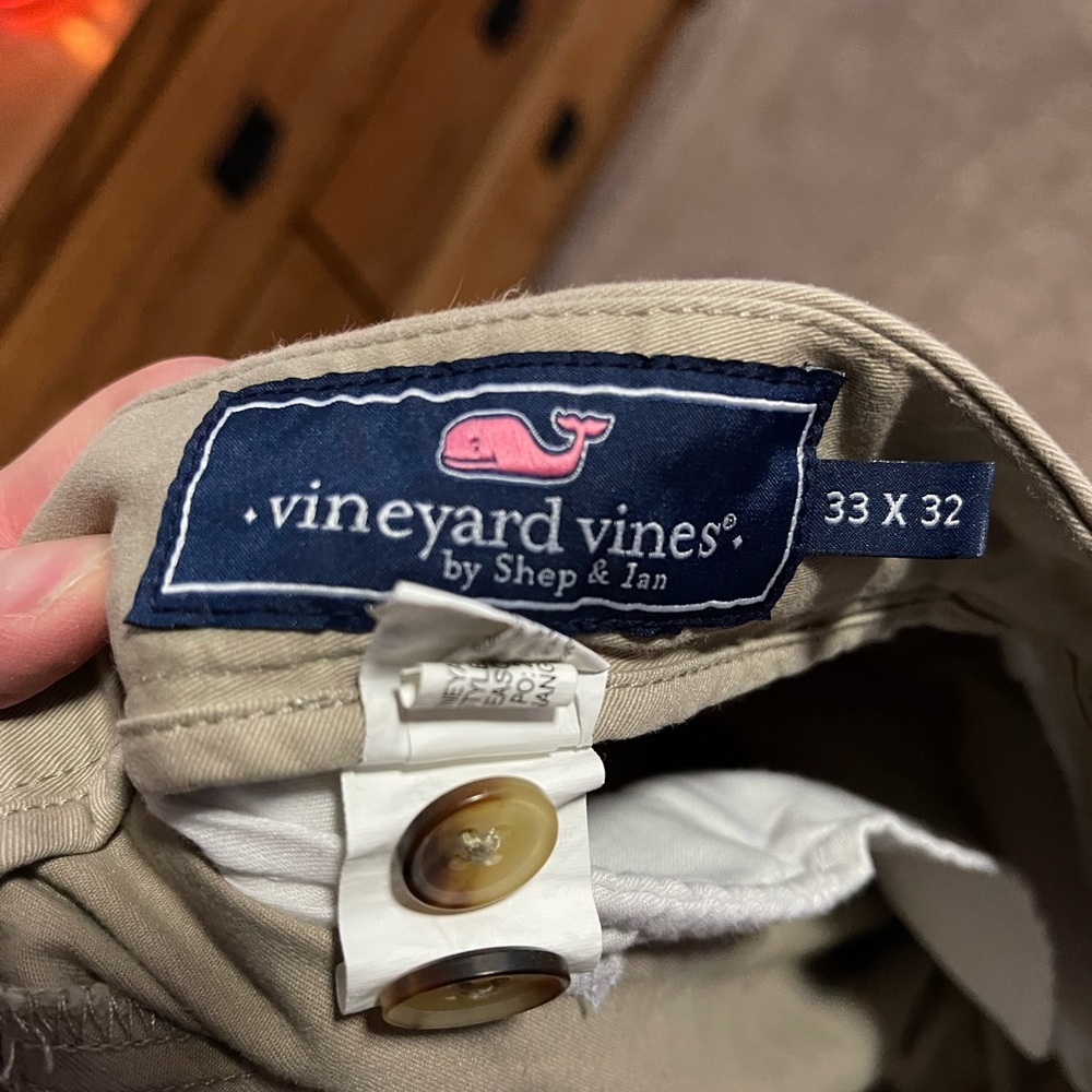 Vineyard Vines khaki pants, like new